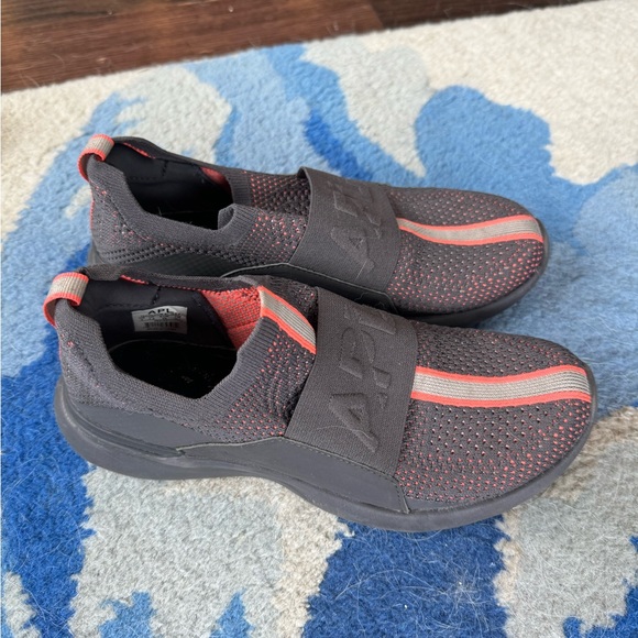 APL Tech Loom Bliss - Picture 3 of 5